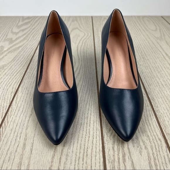 French Connection Kate Classic Pointy Toe Stiletto Pump 10 Navy Faux Leather $98 - Picture 2 of 9